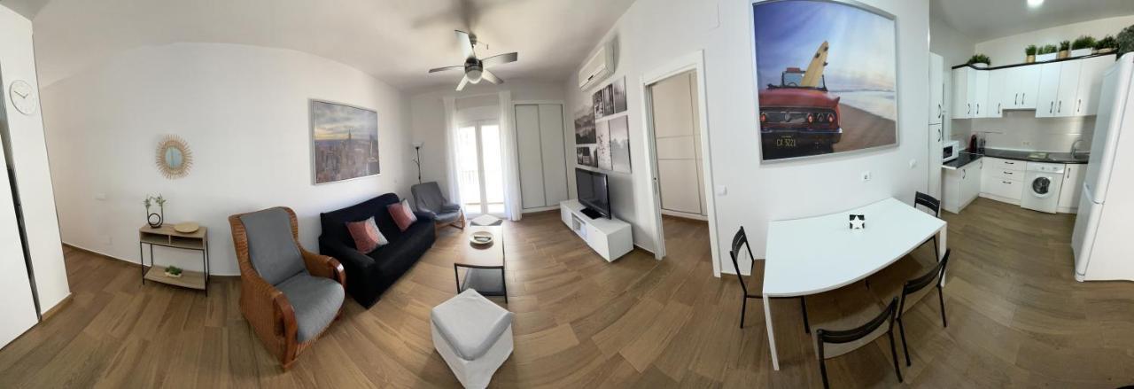 Ferienwohnung Triana Torremolinos Exterior foto